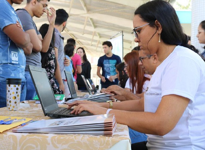 Estudantes podem submeter propostas para receber bolsa de extensão